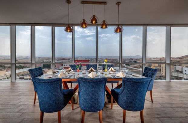 Nivel Hotel