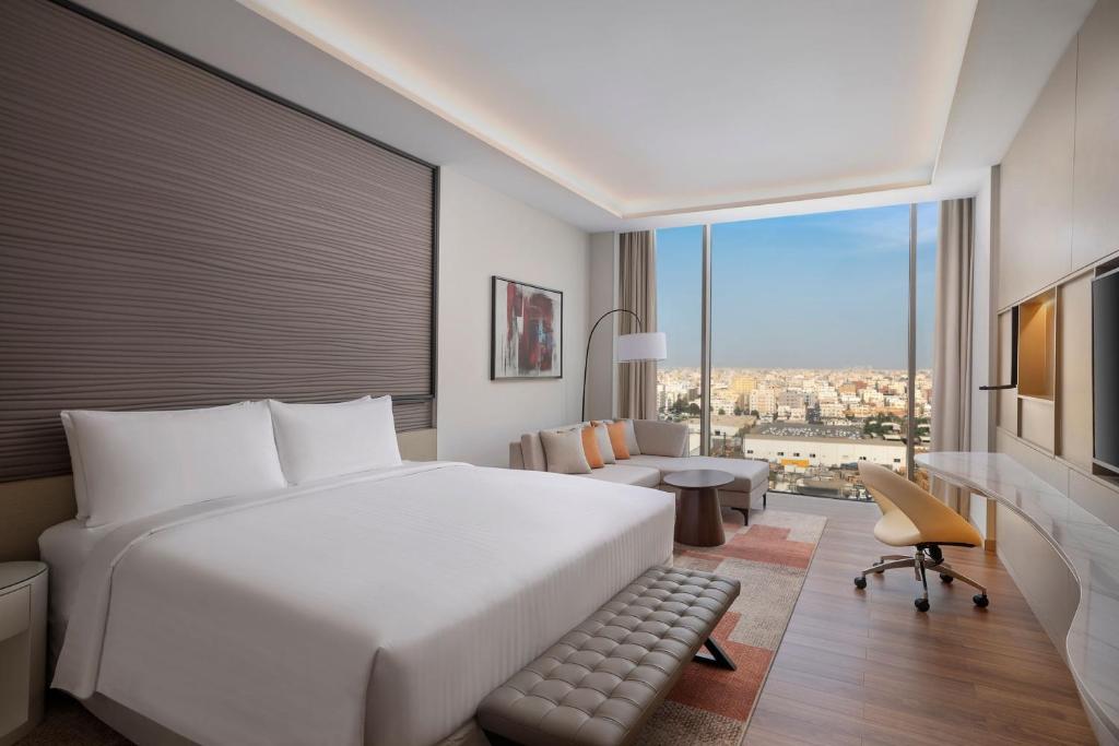 Deluxe King Room | Marriot Hotel | Jeddah 