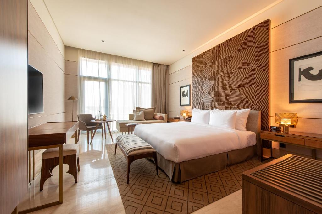 Shirvan Hotel