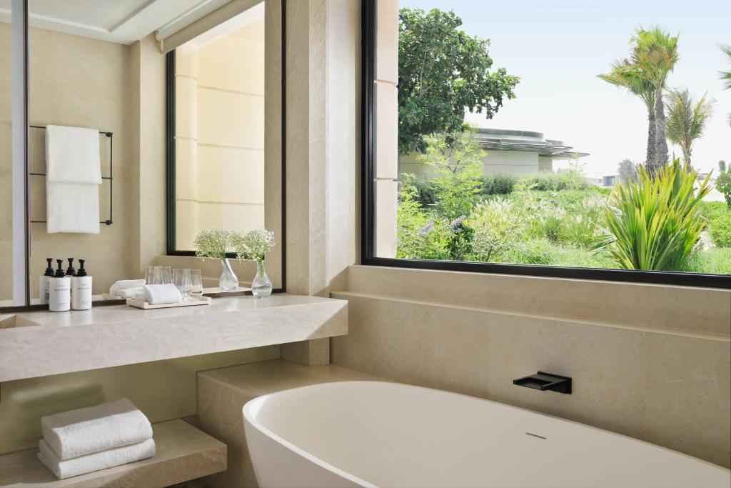  King Classic Room | InterContinental Red Sea Resort | Red Sea 