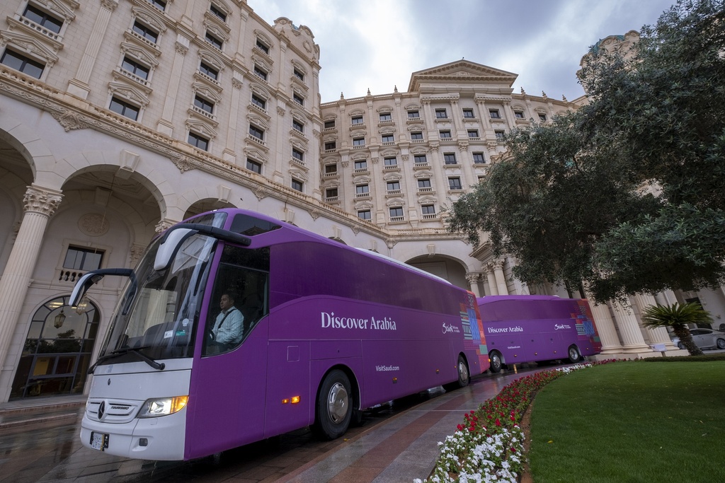 VIP Bus