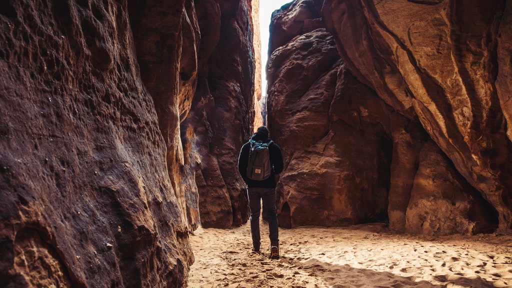 Escape From AlUla Sands To Red Sea Islands