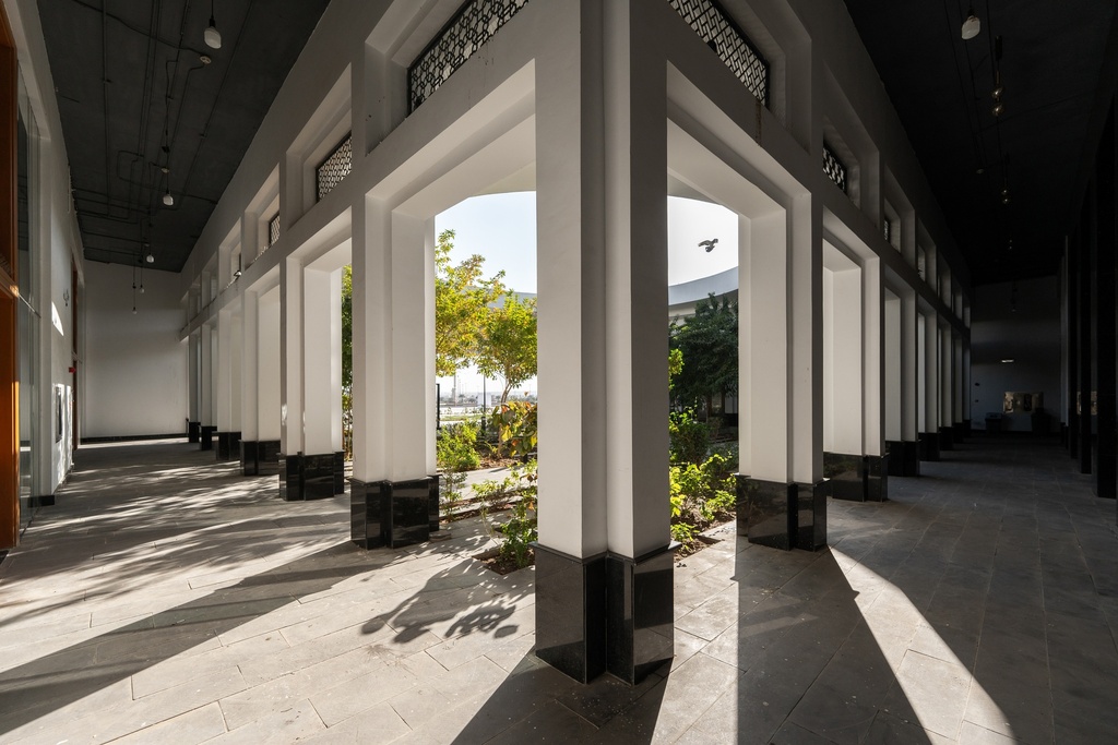 Paths of Medina