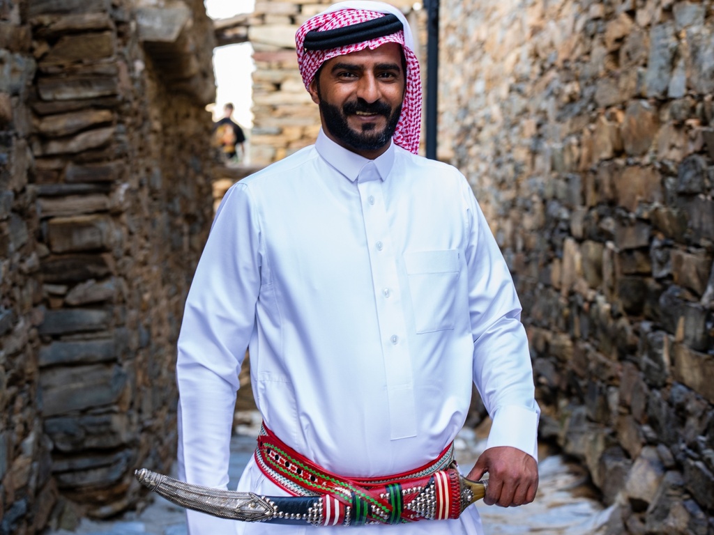 Exploring Shada Mountain & The Historic Dha'in Village