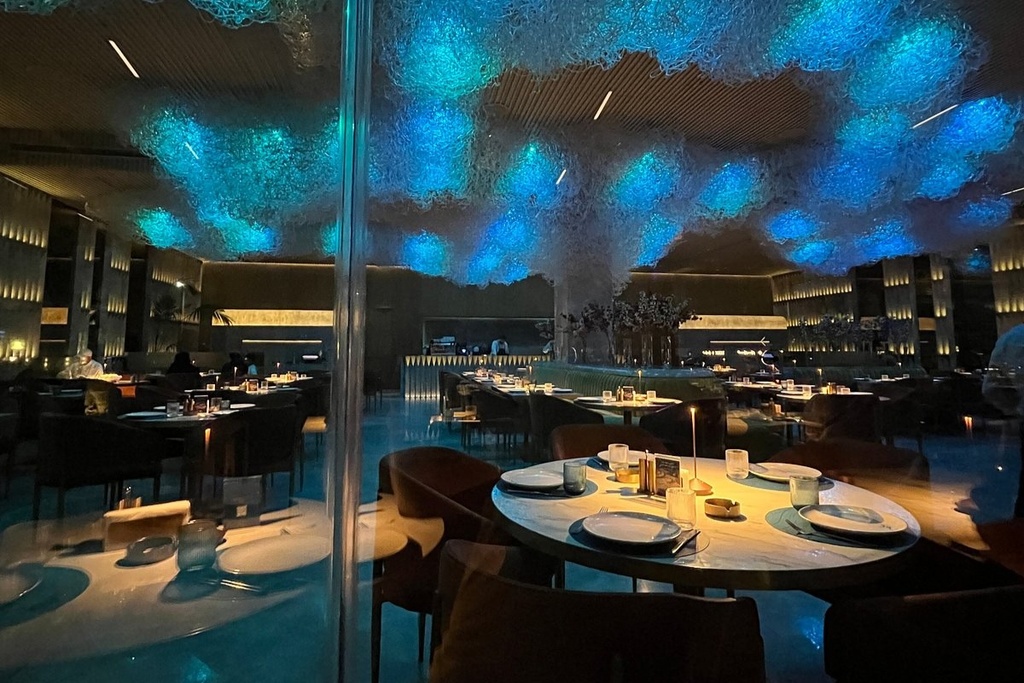 Qamar Restaurant