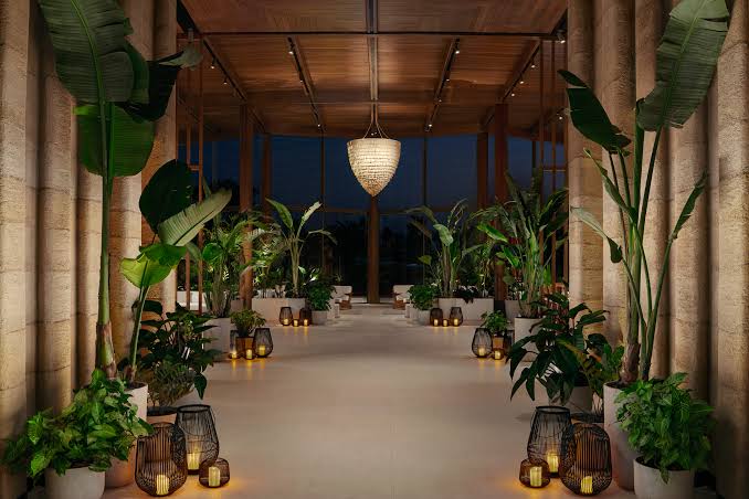 Lobby Bar