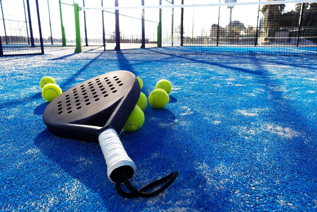 Padel court experiences