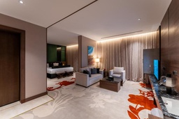 Deluxe Suite Double