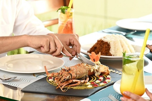[D107025] Fish Hospitality Restaurant