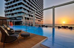 [D10537] Shangrila Hotel